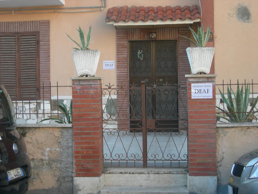 Vacanze Deaf Roma Dış mekan fotoğraf